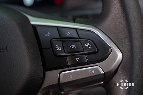 Volkswagen Transporter 2.0 T32 Diesel 150ps Auto 4Motion Kombi LWB - N5135