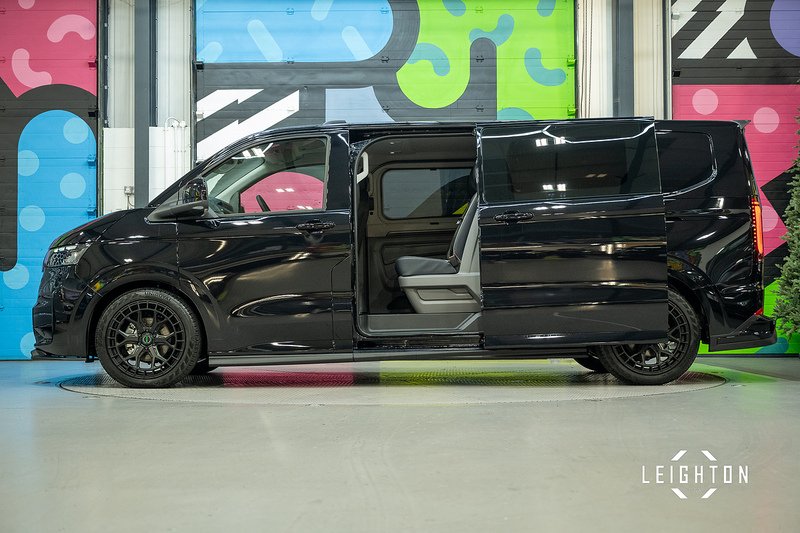 Volkswagen Transporter 2.0 T32 Diesel 150ps Auto 4Motion Kombi LWB - N5138