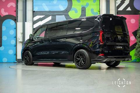 Volkswagen Transporter 2.0 T32 Diesel 150ps Auto 4Motion Kombi LWB - N5138