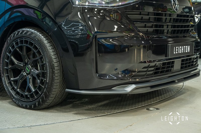 Volkswagen Transporter 2.0 T32 Diesel 150ps Auto 4Motion Kombi LWB - N5138