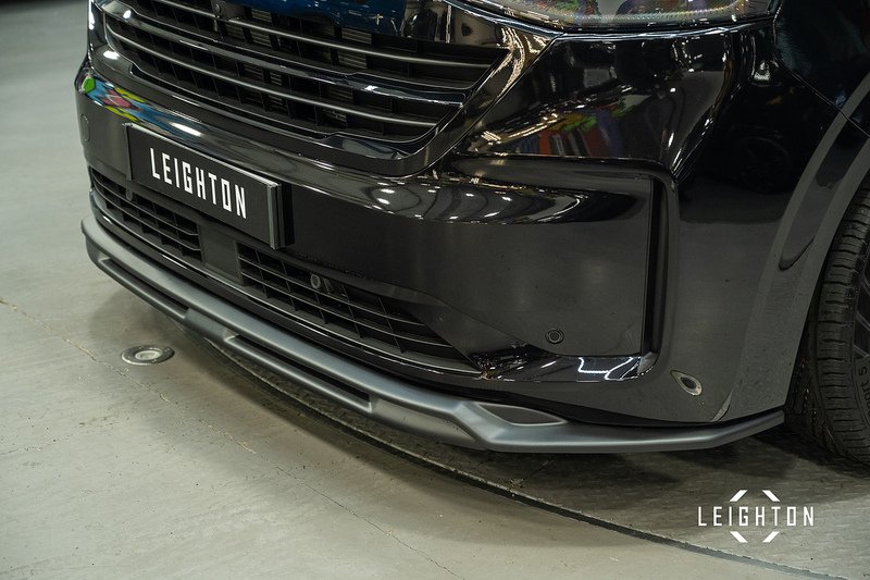 Volkswagen Transporter 2.0 T32 Diesel 150ps Auto 4Motion Kombi LWB - N5138