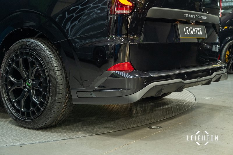 Volkswagen Transporter 2.0 T32 Diesel 150ps Auto 4Motion Kombi LWB - N5138