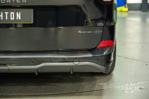 Volkswagen Transporter 2.0 T32 Diesel 150ps Auto 4Motion Kombi LWB - N5138