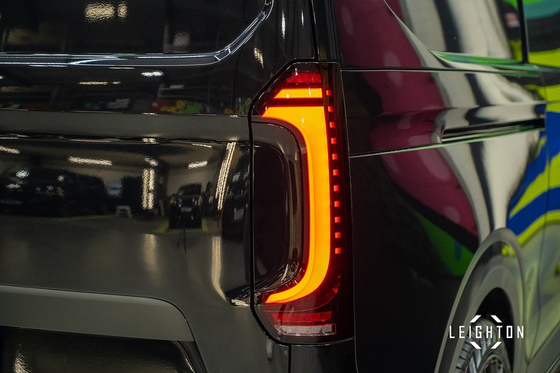 Volkswagen Transporter 2.0 T32 Diesel 150ps Auto 4Motion Kombi LWB - N5138