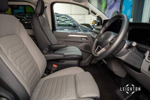 Volkswagen Transporter 2.0 T32 Diesel 150ps Auto 4Motion Kombi LWB - N5138