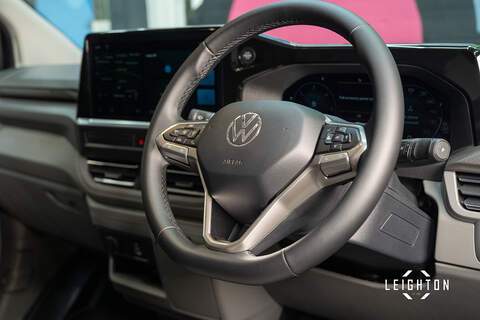 Volkswagen Transporter 2.0 T32 Diesel 150ps Auto 4Motion Kombi LWB - N5138