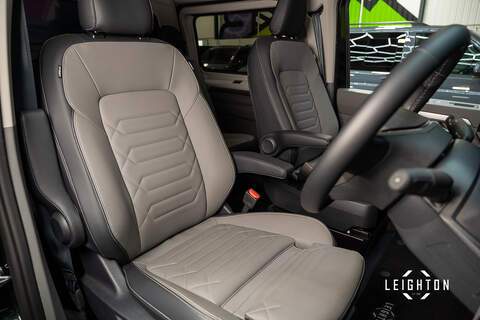 Volkswagen Transporter 2.0 T32 Diesel 150ps Auto 4Motion Kombi LWB - N5138