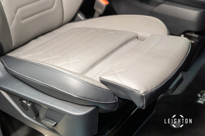 Volkswagen Transporter 2.0 T32 Diesel 150ps Auto 4Motion Kombi LWB - N5138