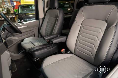 Volkswagen Transporter 2.0 T32 Diesel 150ps Auto 4Motion Kombi LWB - N5138