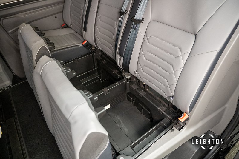 Volkswagen Transporter 2.0 T32 Diesel 150ps Auto 4Motion Kombi LWB - N5138