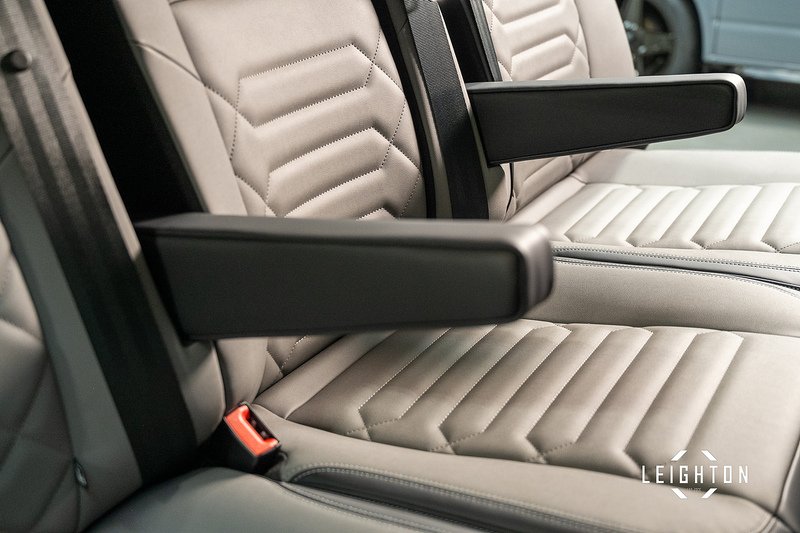 Volkswagen Transporter 2.0 T32 Diesel 150ps Auto 4Motion Kombi LWB - N5138