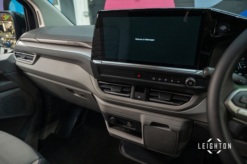 Volkswagen Transporter 2.0 T32 Diesel 150ps Auto 4Motion Kombi LWB - N5138