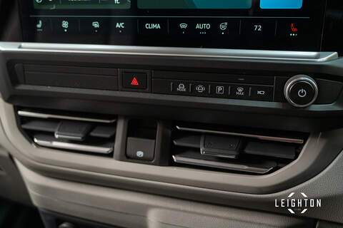 Volkswagen Transporter 2.0 T32 Diesel 150ps Auto 4Motion Kombi LWB - N5138