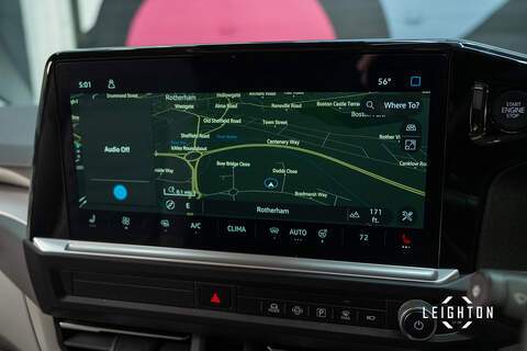 Volkswagen Transporter 2.0 T32 Diesel 150ps Auto 4Motion Kombi LWB - N5138