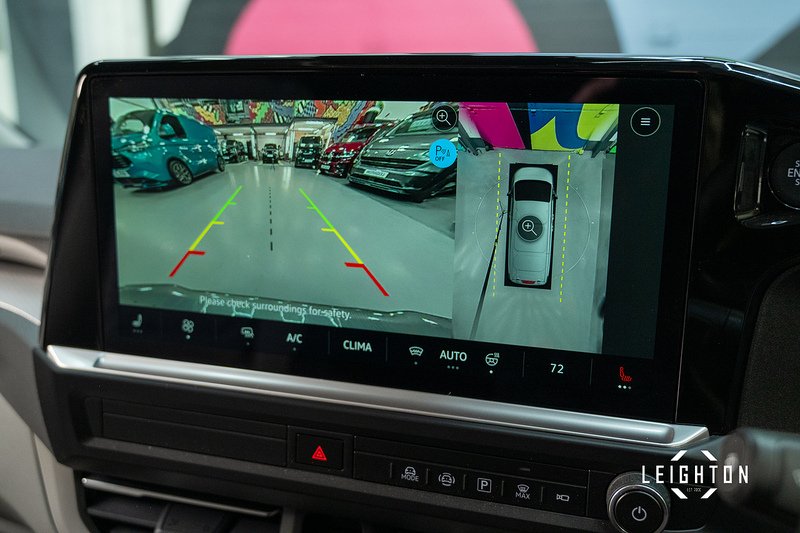 Volkswagen Transporter 2.0 T32 Diesel 150ps Auto 4Motion Kombi LWB - N5138