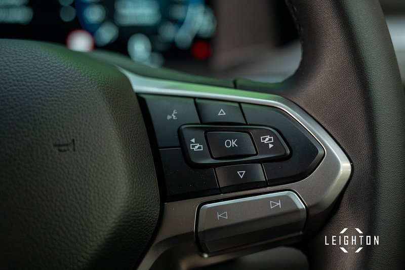 Volkswagen Transporter 2.0 T32 Diesel 150ps Auto 4Motion Kombi LWB - N5138