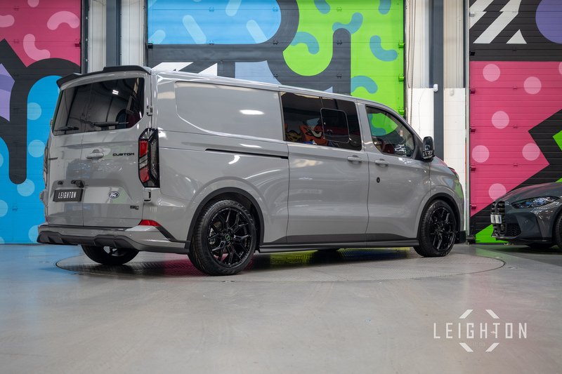Ford Transit Custom 2.5 320 PHEV 232ps Auto Double Cab L2 - N5221