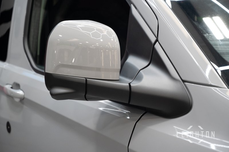 Ford Transit Custom 2.5 320 PHEV 232ps Auto Double Cab L2 - N5221