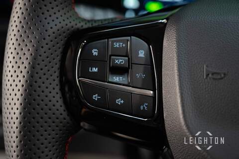 Ford Transit Custom 2.5 320 PHEV 232ps Auto Double Cab L2 - N5221