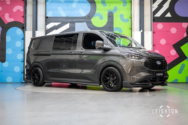 Ford Transit Custom 2.5 320 PHEV 232ps Automatic Double Cab L2 H1 - N5224