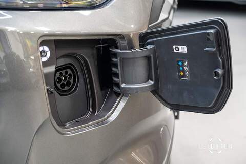 Ford Transit Custom 2.5 320 PHEV 232ps Automatic Double Cab L2 H1 - N5224