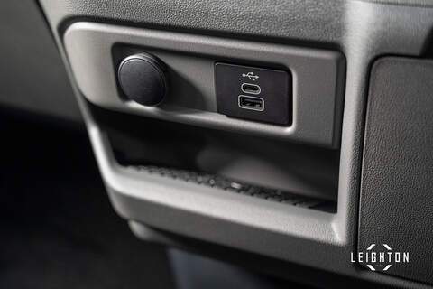 Ford Transit Custom 2.5 320 PHEV 232ps Automatic Double Cab L2 H1 - N5224