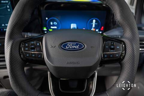 Ford Transit Custom 2.5 320 PHEV 232ps Automatic Double Cab L2 H1 - N5224