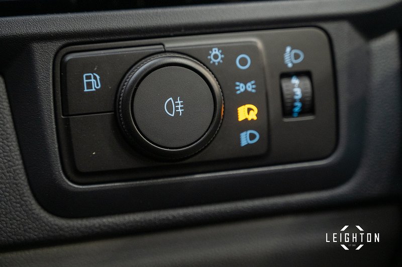 Ford Transit Custom 2.5 320 PHEV 232ps Automatic Double Cab L2 H1 - N5224