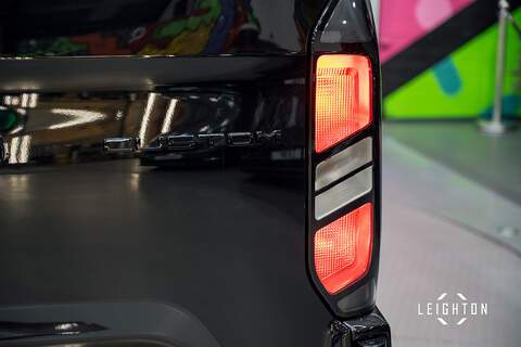 Ford Transit Custom 2.5 320 PHEV 232ps Auto Double Cab L2 H1 - N5236