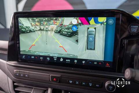 Ford Transit Custom 2.5 320 PHEV 232ps Auto Double Cab L2 H1 - N5236