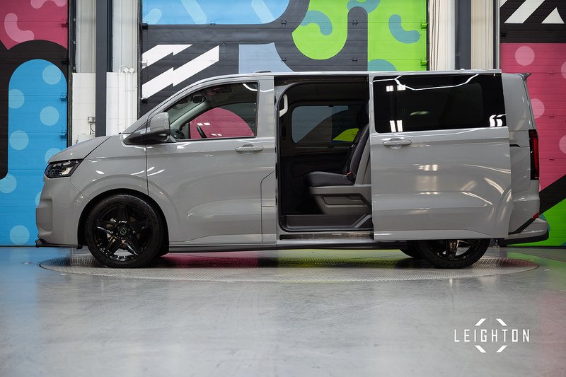 Volkswagen Transporter 2.0 T32 DIESEL 150PS AUTO 4M Kombi Van SWB - N5276