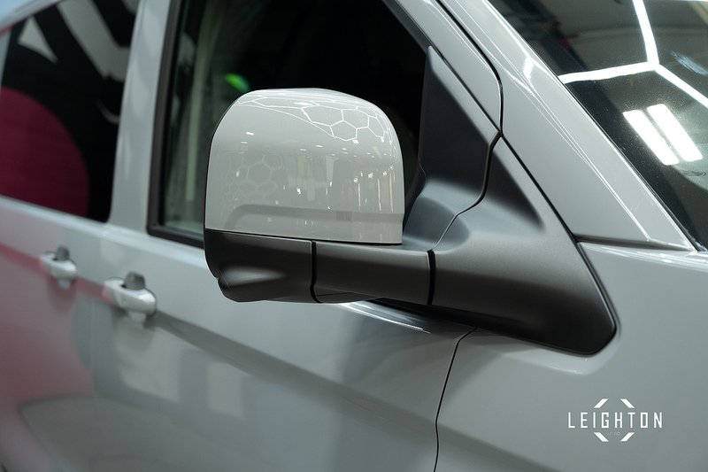 Volkswagen Transporter 2.0 T32 DIESEL 150PS AUTO 4M Kombi Van SWB - N5276