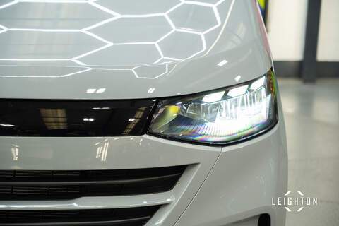 Volkswagen Transporter 2.0 T32 DIESEL 150PS AUTO 4M Kombi Van SWB - N5276