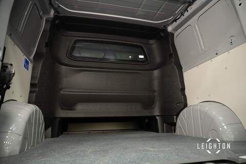 Volkswagen Transporter 2.0 T32 DIESEL 150PS AUTO 4M Kombi Van SWB - N5276