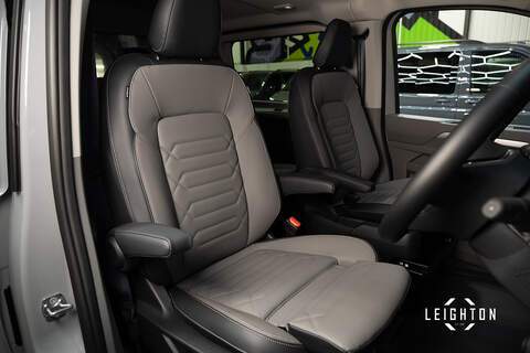 Volkswagen Transporter 2.0 T32 DIESEL 150PS AUTO 4M Kombi Van SWB - N5276