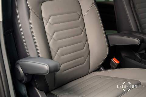 Volkswagen Transporter 2.0 T32 DIESEL 150PS AUTO 4M Kombi Van SWB - N5276