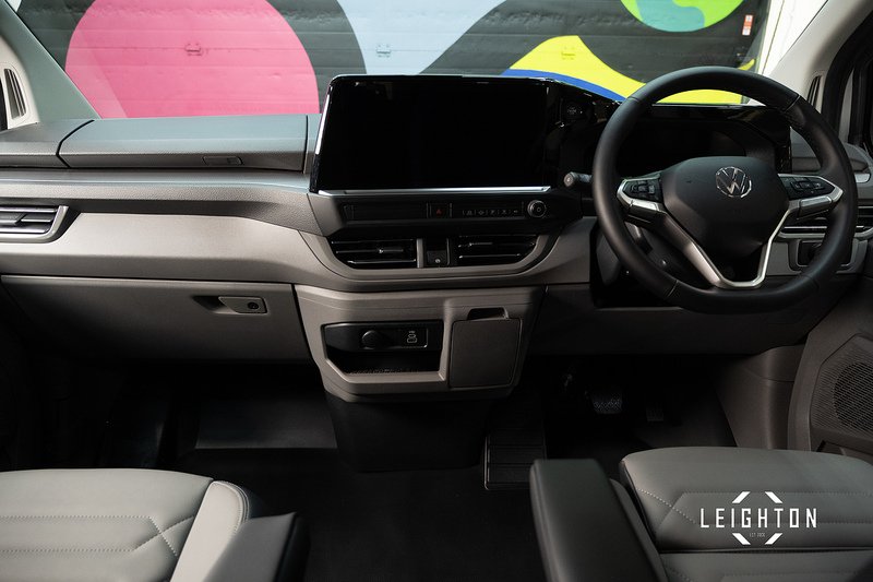 Volkswagen Transporter 2.0 T32 DIESEL 150PS AUTO 4M Kombi Van SWB - N5276