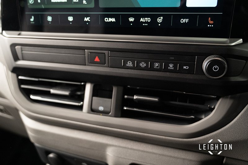 Volkswagen Transporter 2.0 T32 DIESEL 150PS AUTO 4M Kombi Van SWB - N5276