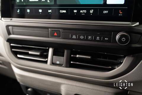 Volkswagen Transporter 2.0 T32 DIESEL 150PS AUTO 4M Kombi Van SWB - N5276