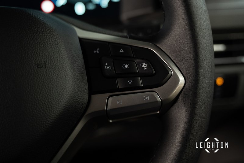 Volkswagen Transporter 2.0 T32 DIESEL 150PS AUTO 4M Kombi Van SWB - N5276