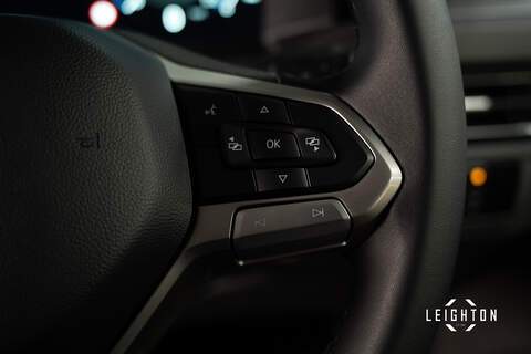 Volkswagen Transporter 2.0 T32 DIESEL 150PS AUTO 4M Kombi Van SWB - N5276