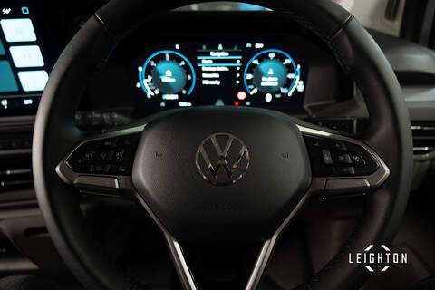 Volkswagen Transporter 2.0 T32 DIESEL 150PS AUTO 4M Kombi Van SWB - N5276