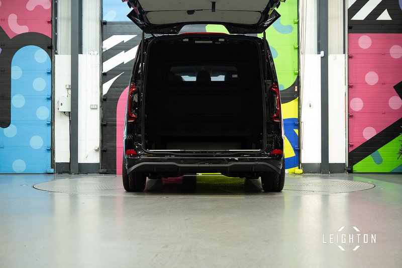 Volkswagen Transporter 2.0 T32 Diesel 170ps Auto Kombi Van SWB - N5278