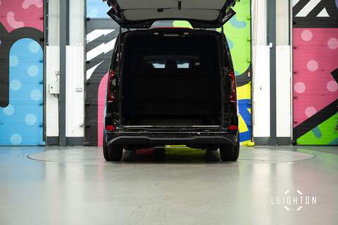 Volkswagen Transporter 2.0 T32 Diesel 170ps Auto Kombi Van SWB - N5278