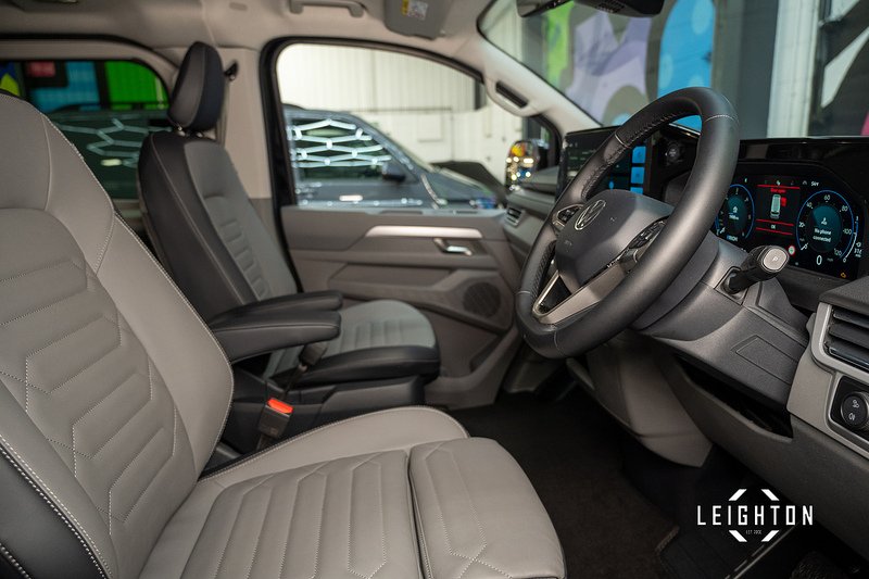 Volkswagen Transporter 2.0 T32 Diesel 170ps Auto Kombi Van SWB - N5278