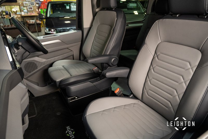 Volkswagen Transporter 2.0 T32 Diesel 170ps Auto Kombi Van SWB - N5278