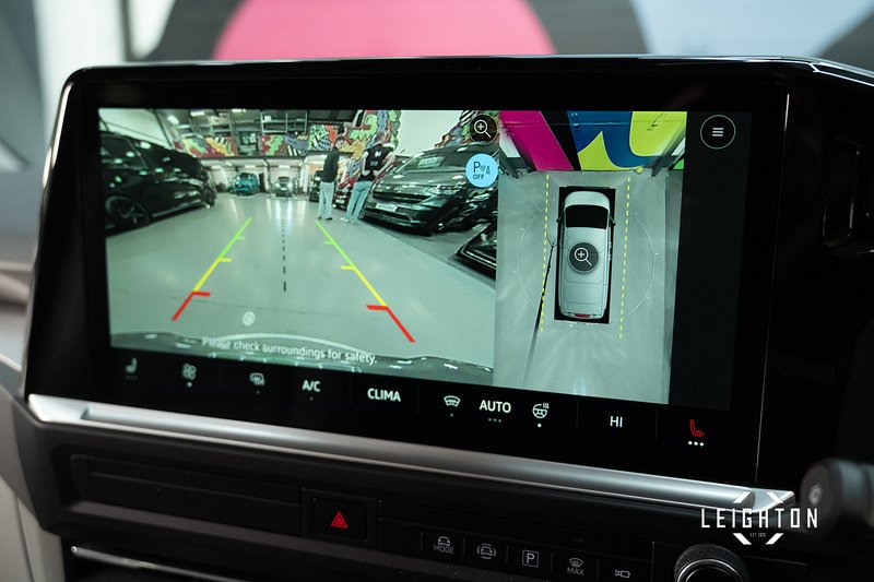 Volkswagen Transporter 2.0 T32 Diesel 170ps Auto Kombi Van SWB - N5278