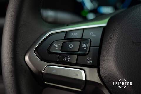 Volkswagen Transporter 2.0 T32 Diesel 170ps Auto Kombi Van SWB - N5278