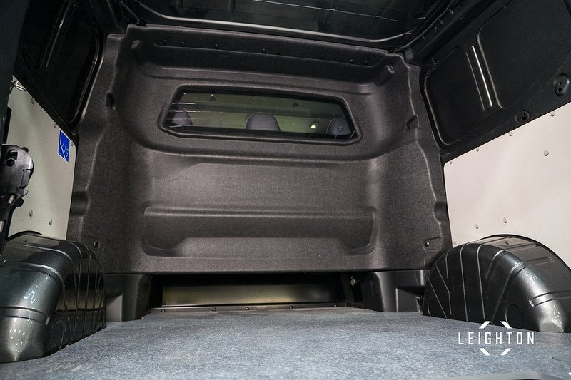 Volkswagen Transporter 2.0 TDI T32 Diesel 170ps Auto Kombi Van SWB - N5279