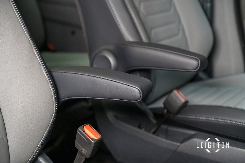 Volkswagen Transporter 2.0 TDI T32 Diesel 170ps Auto Kombi Van SWB - N5279